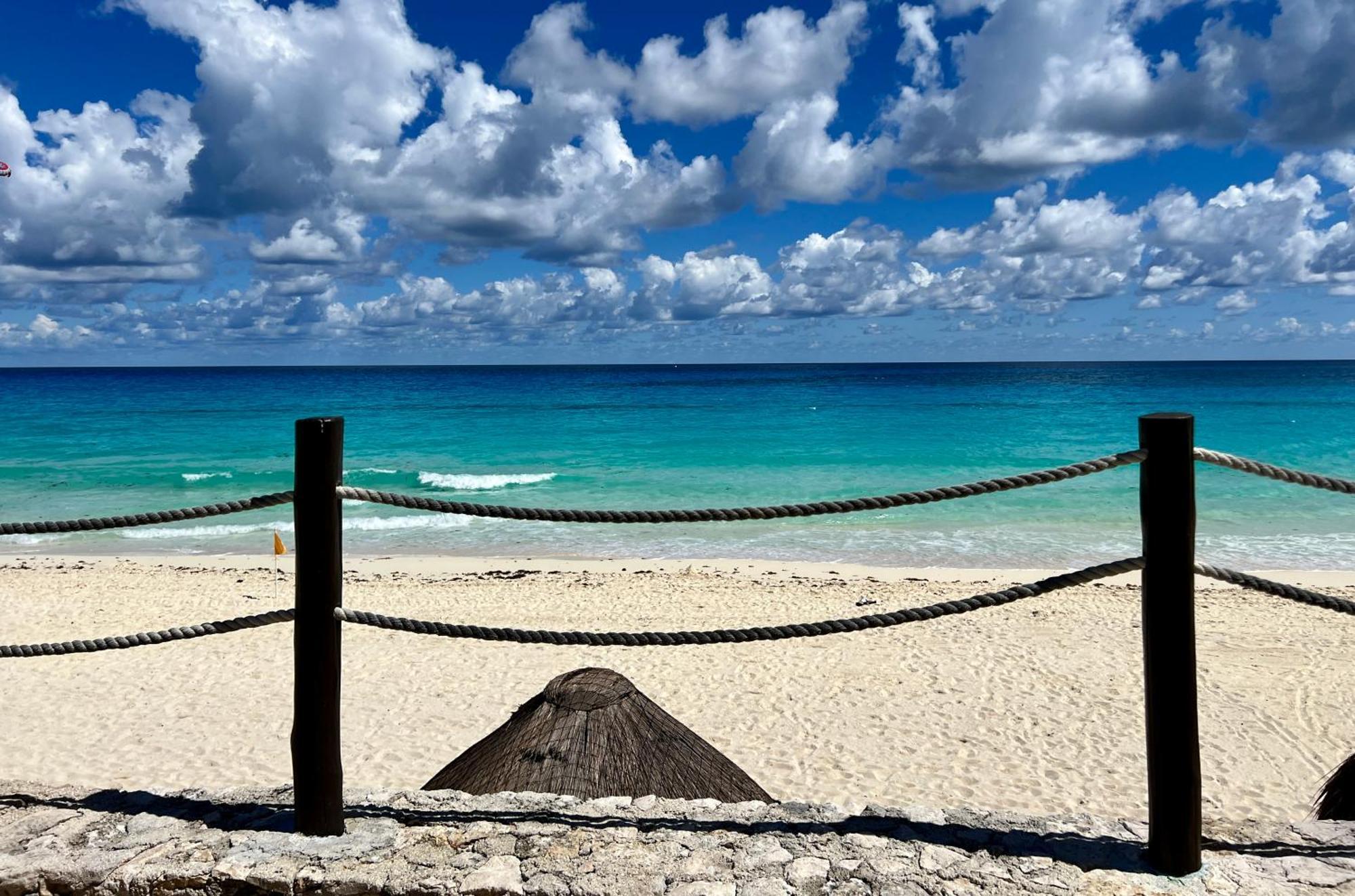 Beachside Apartments Cancún Eksteriør bilde